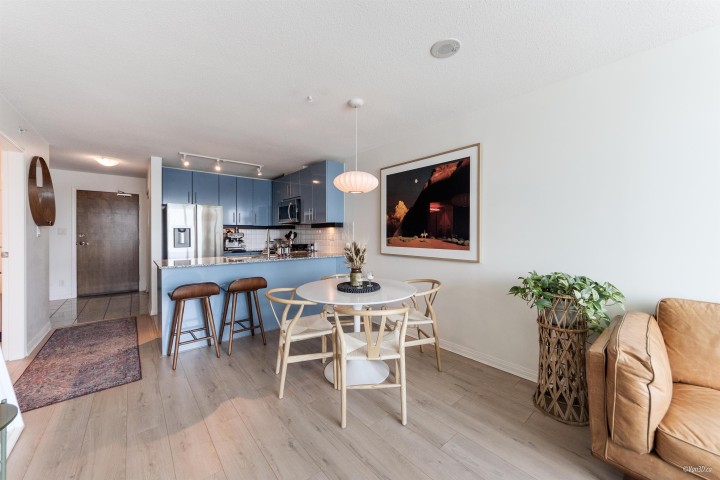 Photo 7 at 1002 - 188 E Esplanade Esplanade, Lower Lonsdale, North Vancouver