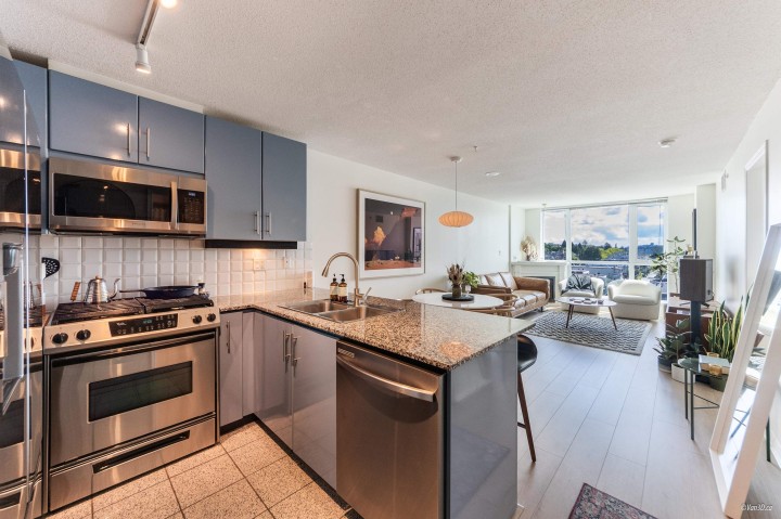 Photo 11 at 1002 - 188 E Esplanade Esplanade, Lower Lonsdale, North Vancouver