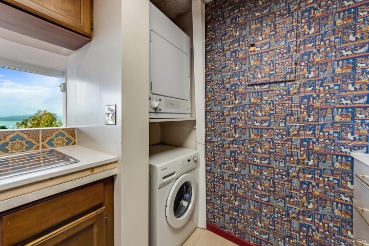 Photo 5 at 602 - 2445 W 3rd Avenue, Kitsilano, Vancouver West