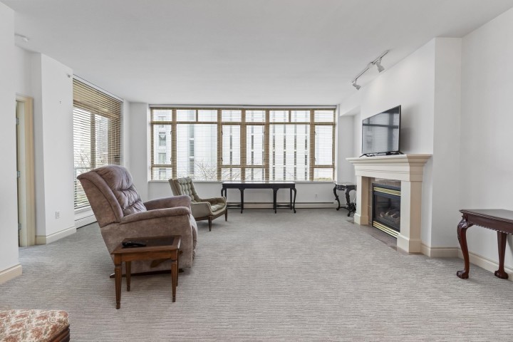 Photo 5 at 205 - 1896 Marine Drive, Ambleside, West Vancouver