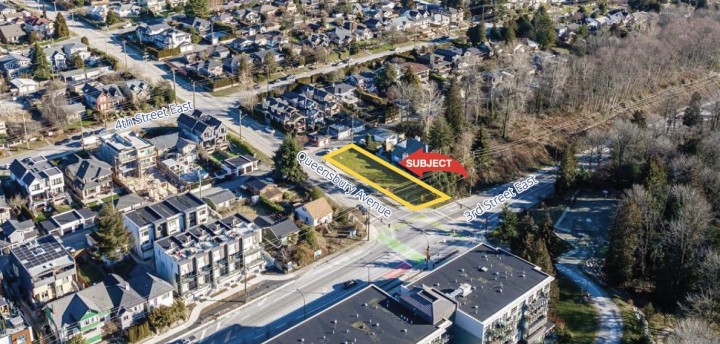 Photo 1 at 802 E 3rd Street, Queensbury, North Vancouver