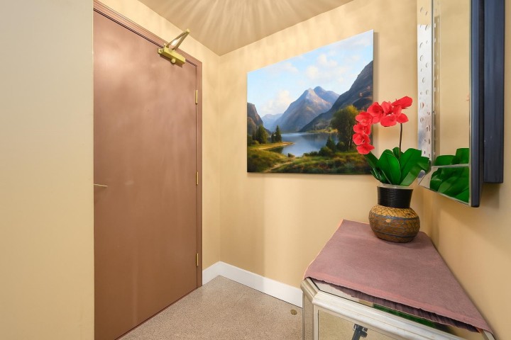 Photo 2 at 806 - 1238 Melville Street, Coal Harbour, Vancouver West