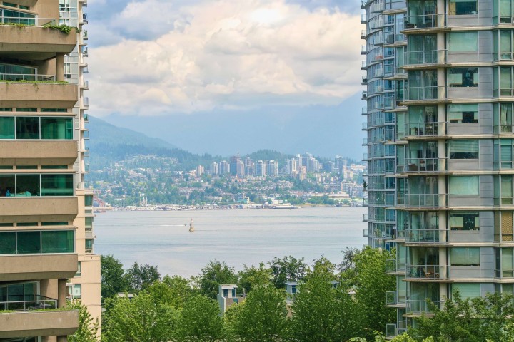 Photo 5 at 806 - 1238 Melville Street, Coal Harbour, Vancouver West