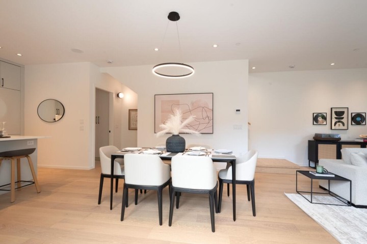 Photo 13 at 122 E 17th Avenue, Main, Vancouver East