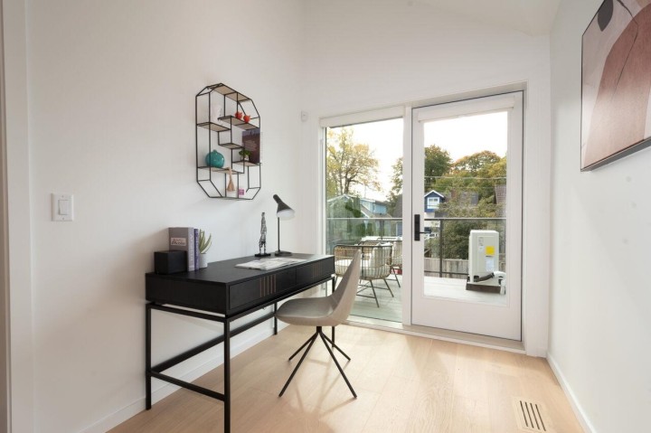 Photo 24 at 122 E 17th Avenue, Main, Vancouver East