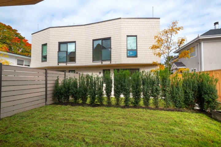 Photo 34 at 122 E 17th Avenue, Main, Vancouver East