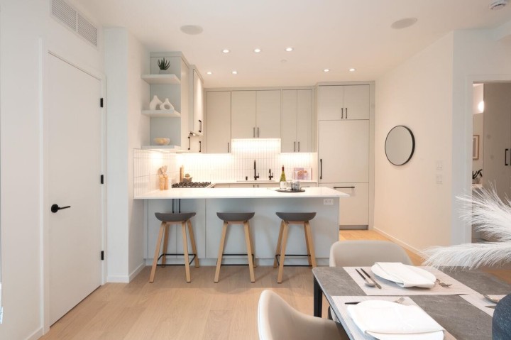 Photo 14 at 122 E 17th Avenue, Main, Vancouver East