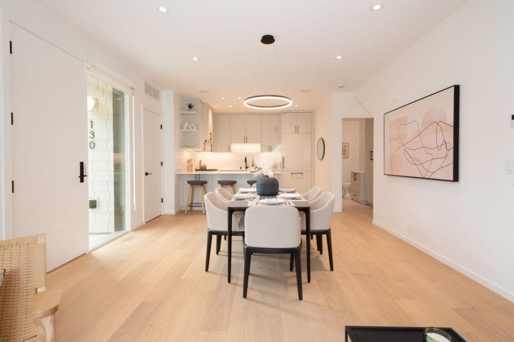 Photo 11 at 122 E 17th Avenue, Main, Vancouver East