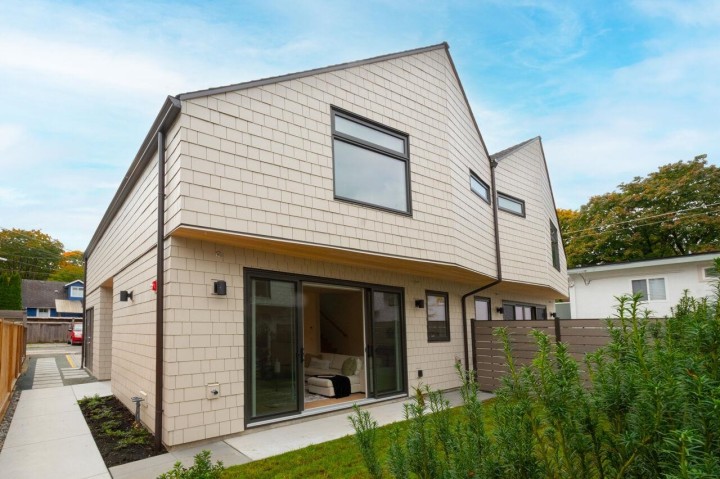 Photo 35 at 122 E 17th Avenue, Main, Vancouver East