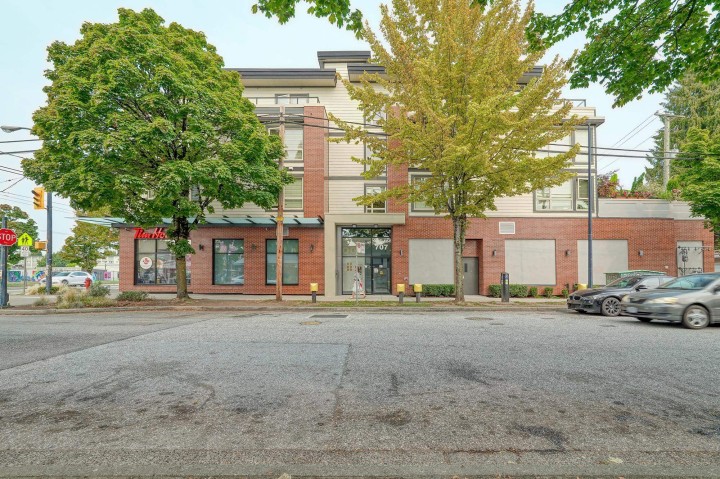 Photo 1 at 208 - 707 E 43rd Avenue, Fraser VE, Vancouver East