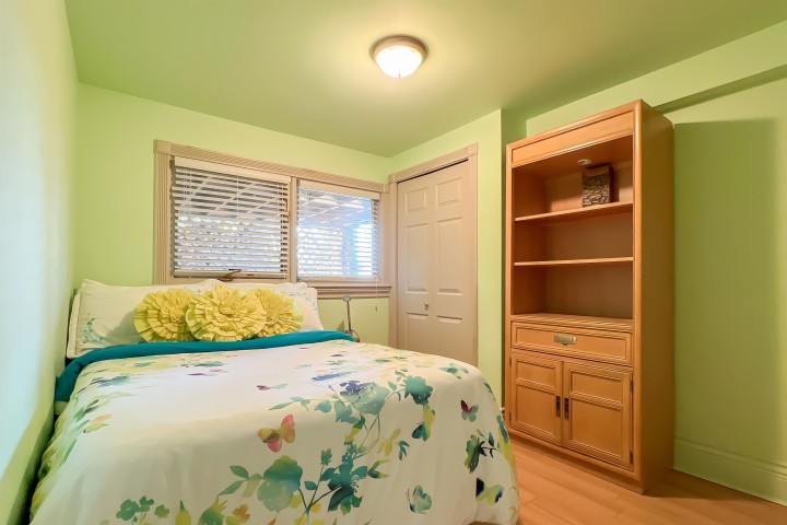 Photo 28 at 15 Oceanview Road, Lions Bay, West Vancouver