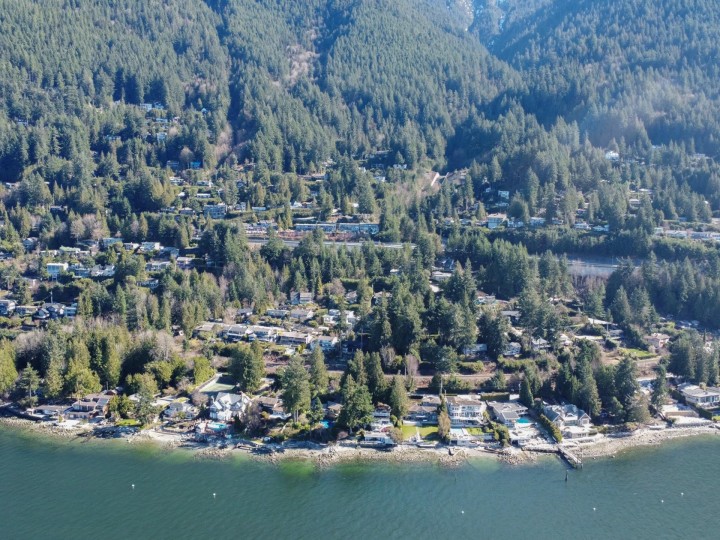 Photo 37 at 15 Oceanview Road, Lions Bay, West Vancouver