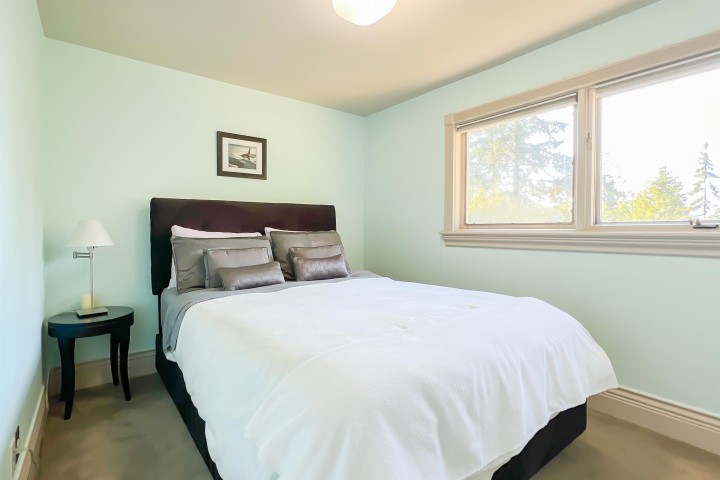 Photo 29 at 15 Oceanview Road, Lions Bay, West Vancouver