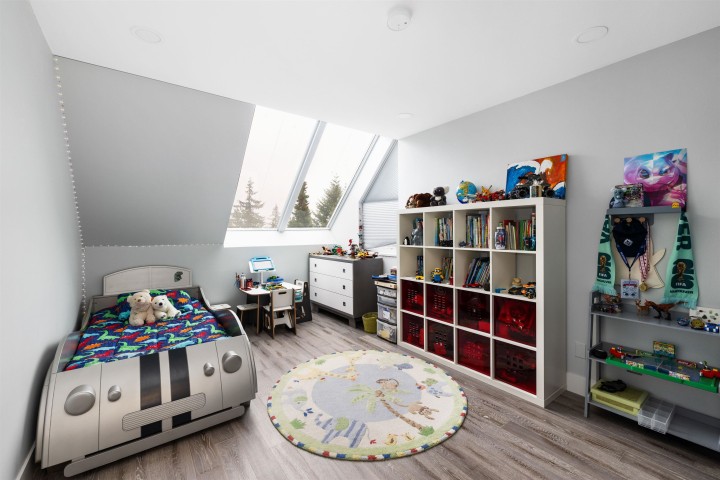 Photo 24 at 3722 Southridge Place, Westmount WV, West Vancouver