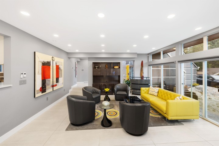 Photo 11 at 3722 Southridge Place, Westmount WV, West Vancouver