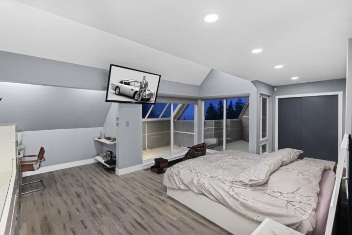 Photo 21 at 3722 Southridge Place, Westmount WV, West Vancouver