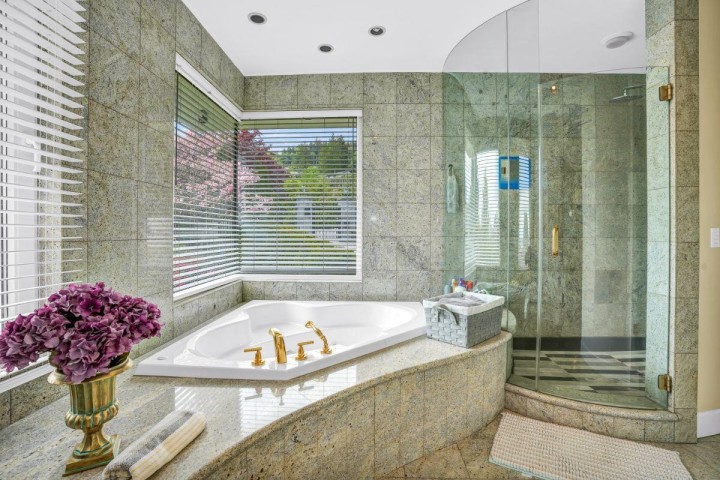 Photo 5 at 1409 Chartwell Drive, Chartwell, West Vancouver