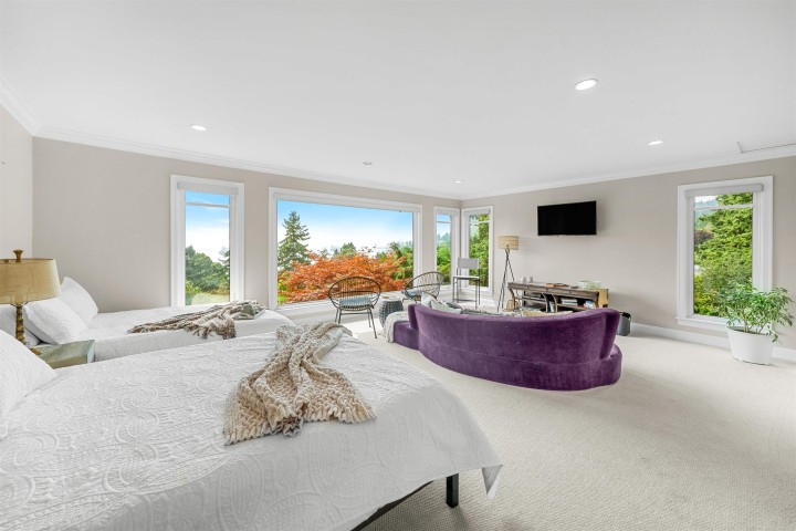 Photo 12 at 1408 31st Street, Altamont, West Vancouver