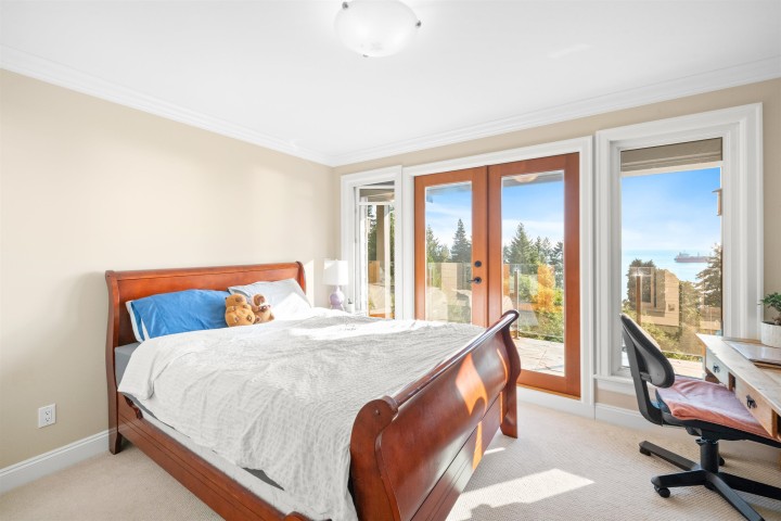 Photo 15 at 1408 31st Street, Altamont, West Vancouver