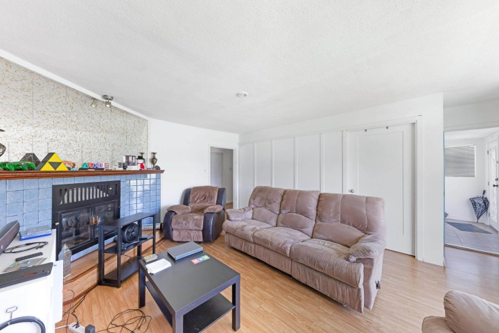 Photo 5 at 6777 Kerr Street, Killarney VE, Vancouver East