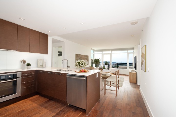 Photo 13 at 703 - 111 E 13th Street, Central Lonsdale, North Vancouver