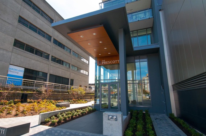 Photo 3 at 703 - 111 E 13th Street, Central Lonsdale, North Vancouver