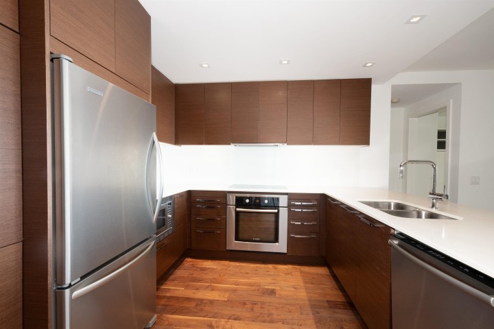 Photo 20 at 703 - 111 E 13th Street, Central Lonsdale, North Vancouver