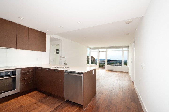 Photo 14 at 703 - 111 E 13th Street, Central Lonsdale, North Vancouver