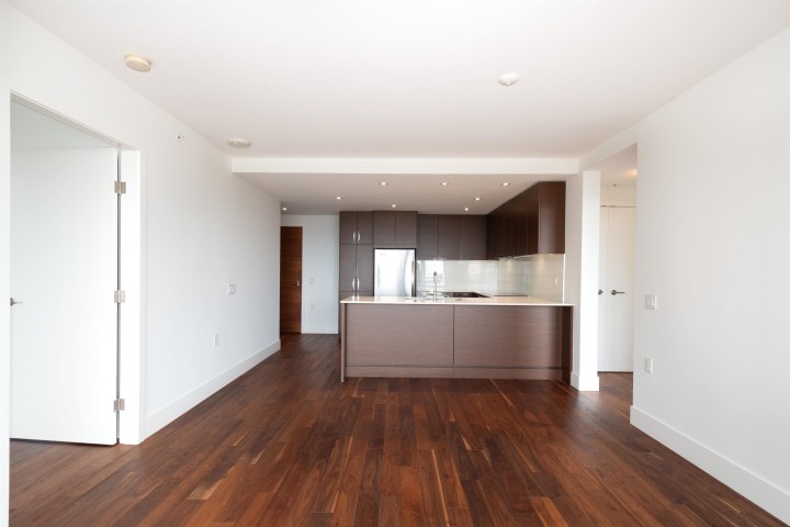 Photo 18 at 703 - 111 E 13th Street, Central Lonsdale, North Vancouver