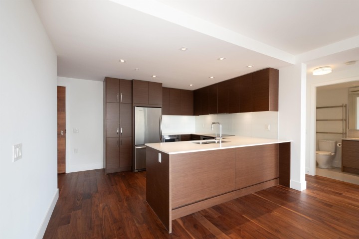 Photo 21 at 703 - 111 E 13th Street, Central Lonsdale, North Vancouver