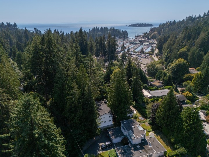 Photo 37 at 5733 Bluebell Drive, Eagle Harbour, West Vancouver