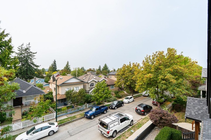 Photo 27 at 1 - 5304 Elgin Street, Knight, Vancouver East