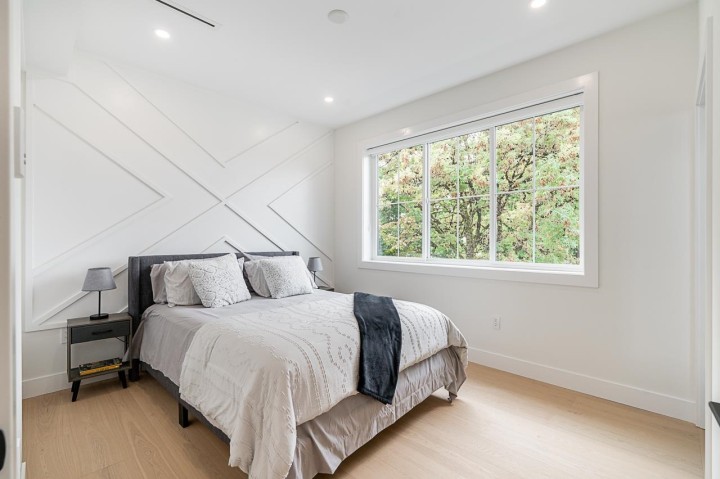 Photo 16 at 1 - 5304 Elgin Street, Knight, Vancouver East