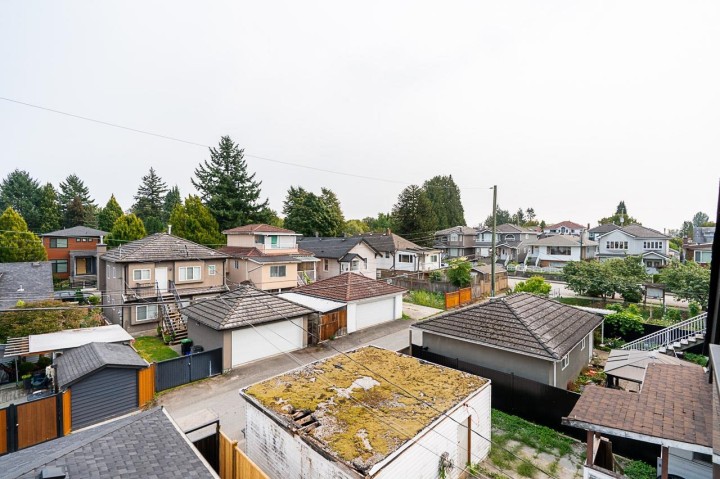 Photo 27 at 2 - 5304 Elgin Street, Knight, Vancouver East