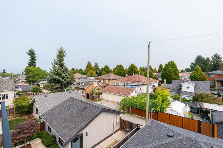 Photo 25 at 2 - 5304 Elgin Street, Knight, Vancouver East