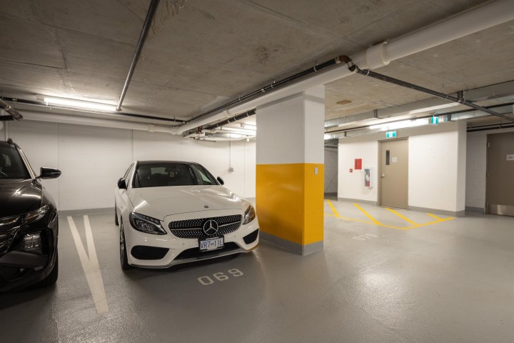 Photo 33 at 1013 - 1768 Cook Street, False Creek, Vancouver West