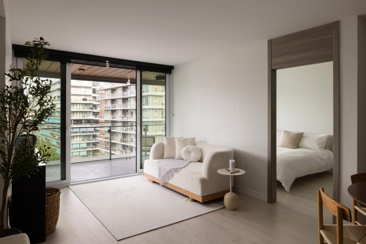 Photo 4 at 1013 - 1768 Cook Street, False Creek, Vancouver West