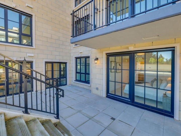 Photo 23 at 203 - 2096 W 47th Avenue, Kerrisdale, Vancouver West