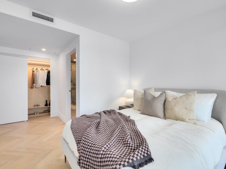 Photo 13 at 203 - 2096 W 47th Avenue, Kerrisdale, Vancouver West