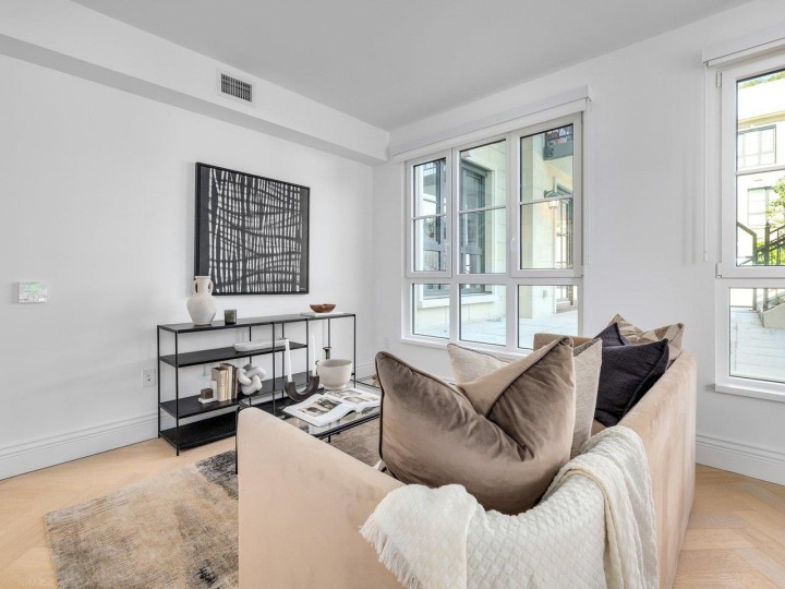 Photo 7 at 203 - 2096 W 47th Avenue, Kerrisdale, Vancouver West