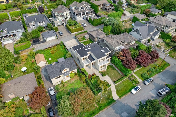 Photo 37 at 2175 Kings Avenue, Dundarave, West Vancouver