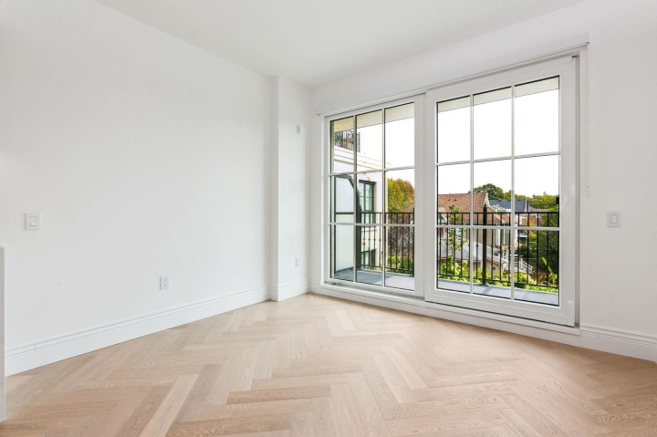 Photo 10 at 302 - 2096 W 47th Avenue, Kerrisdale, Vancouver West