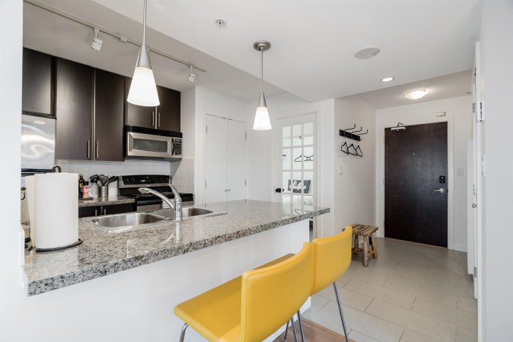 Photo 5 at 517 - 618 Abbott Street, Downtown VW, Vancouver West