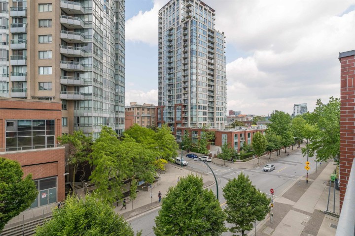 Photo 21 at 517 - 618 Abbott Street, Downtown VW, Vancouver West