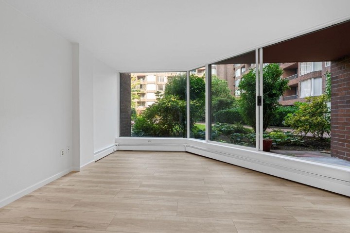 Photo 1 at 222 - 1333 Hornby Street, Downtown VW, Vancouver West