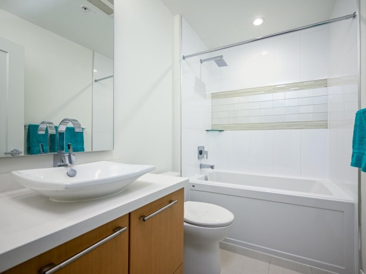 Photo 12 at 310 - 5325 West Boulevard, Kerrisdale, Vancouver West