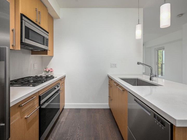 Photo 9 at 310 - 5325 West Boulevard, Kerrisdale, Vancouver West