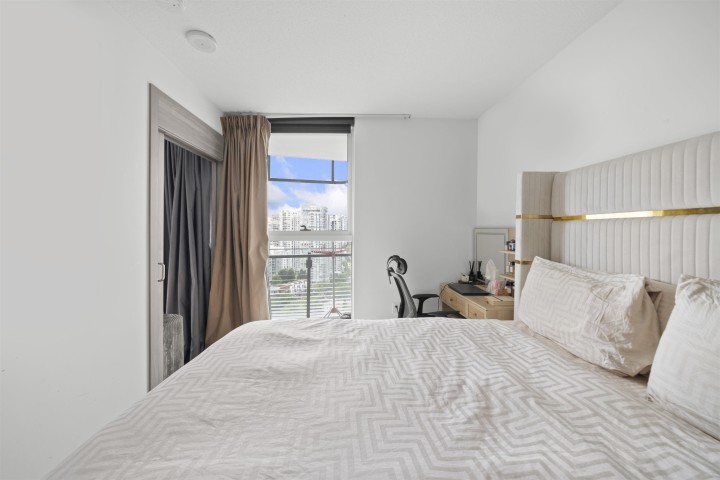 Photo 22 at 2304 - 89 Nelson Street, Yaletown, Vancouver West