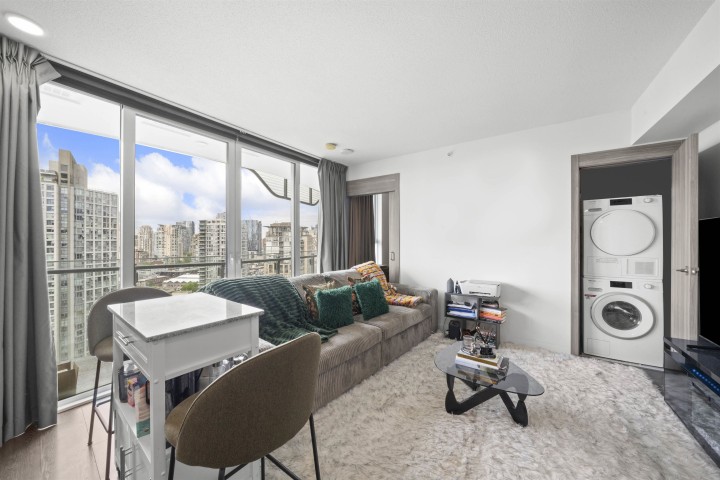 Photo 7 at 2304 - 89 Nelson Street, Yaletown, Vancouver West