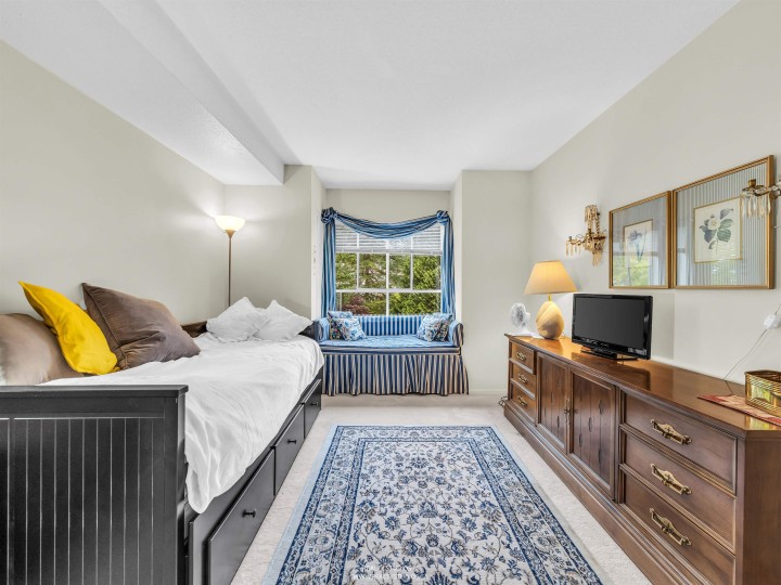 Photo 20 at 302 - 3670 Banff Court, Northlands, North Vancouver